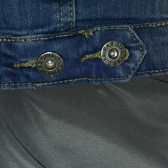 MINI SKIRT - Picture 3 of 4